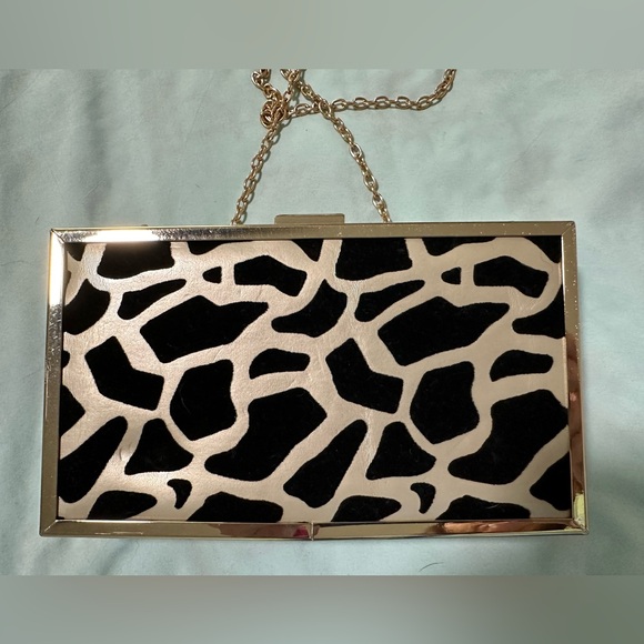 Lulu Townsend Ladies Animal Print Clutch - Picture 1 of 7